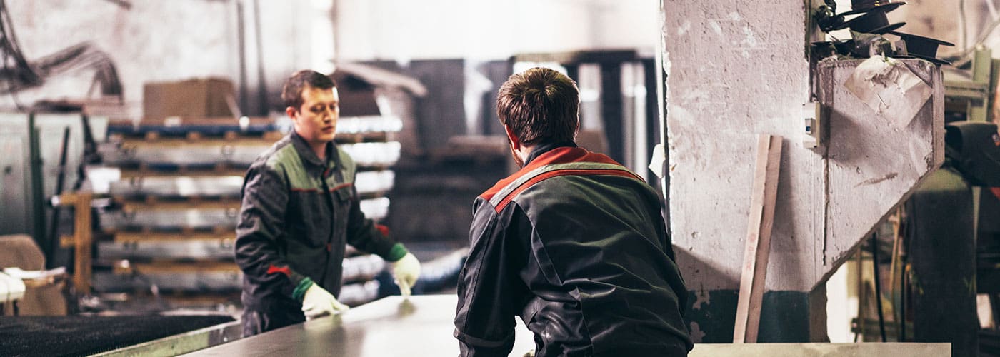 Карьера на производстве